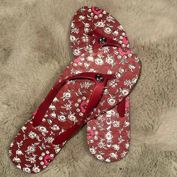 Coach red floral flips flops. Size 9-10 Silver embellishment on strap. - Picture 7 of 9
